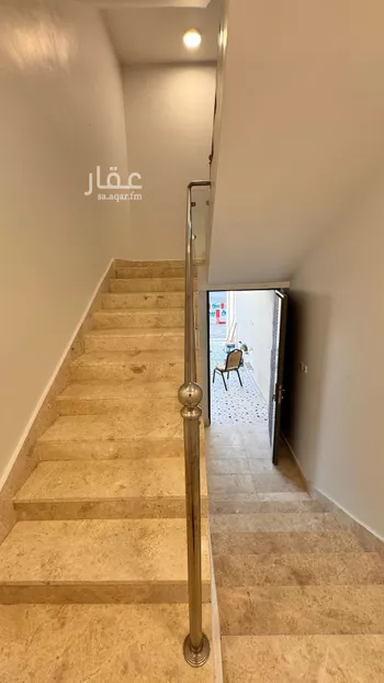 فيلا للبيع في شارع عبدالرحمن بن موسى, حي العوالي, مدينة الرياض, منطقة الرياض صورة 3