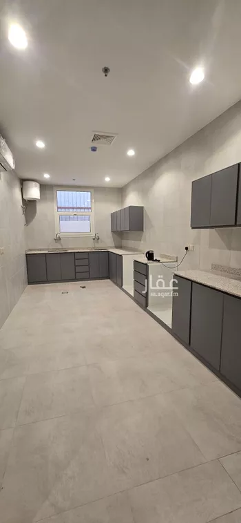 عمارة للإيجار في شارع طارق بن شهاب, حي العارض, مدينة الرياض, منطقة الرياض صورة 3