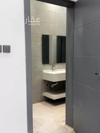 عمارة للبيع في شارع يحيىى امان, حي المعزاب, مدينة خميس مشيط, منطقة عسير صورة 3