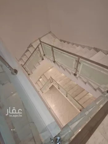 فيلا للبيع في شارع عين دار, حي الصواري, مدينة الخبر, المنطقة الشرقية صورة 5