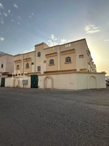 عمارة للبيع في شارع يحيى بن العلاء ، حي العزيزية ، المدينة المنورة ، منطقة المدينة المنورة صورة 4