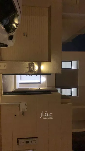 فيلا للبيع في شارع الامير فيصل بن بندر بن عبدالعزيز الفرعي ، حي مطار الملك خالد الدولي ، الرياض ، منطقة الرياض صورة 2