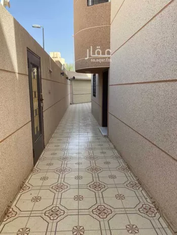 فيلا للبيع في شارع ابي بكر الواعظ ، حي ظهرة البديعة ، الرياض ، منطقة الرياض صورة 4