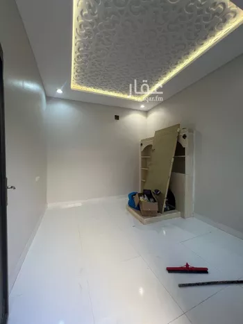 فيلا للبيع في شارع زينب بنت أبي سلمة ، حي الرمال ، الرياض ، منطقة الرياض صورة 3