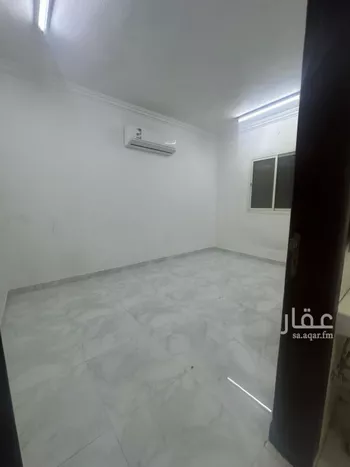 فيلا للإيجار في شارع فؤاد محمد عمر توفيق, حي القادسية, مدينة الرياض, منطقة الرياض صورة 3