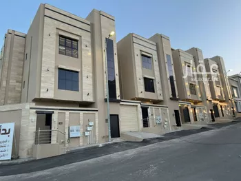 شقة للبيع في شارع 5658, حي الظرفة, مدينة خميس مشيط, منطقة عسير