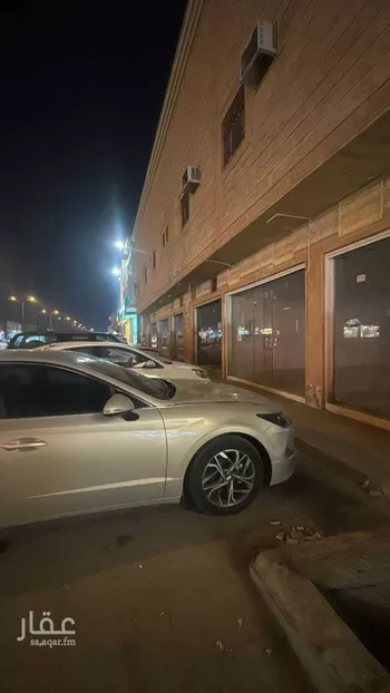 عمارة للإيجار في شارع نهاوند, حي ظهرة لبن, مدينة الرياض, منطقة الرياض صورة 2