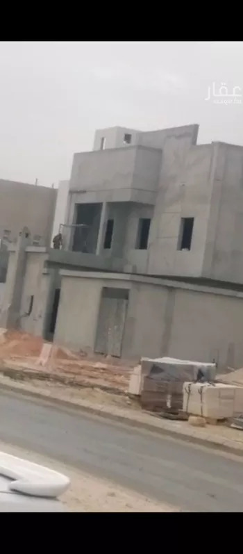 فيلا للبيع في شارع الملك خالد ابن عبدالعزيز سعود, حي عقرباء, مدينة امارة منطقة الرياض - الجبيله, منطقة الرياض