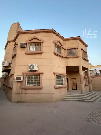 فيلا للبيع في شارع الافلاج, مدينة الظهران, المنطقة الشرقية صورة 2