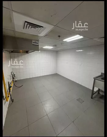 عمارة للإيجار في شارع الأمير عبدالرحمن بن سعود بن عبدالعزيز, حي طويق, مدينة الرياض, منطقة الرياض