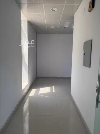 مكتب تجاري للإيجار في شارع الامير فهد بن ابراهيم ال سعود, حي الملز, مدينة الرياض, منطقة الرياض صورة 3