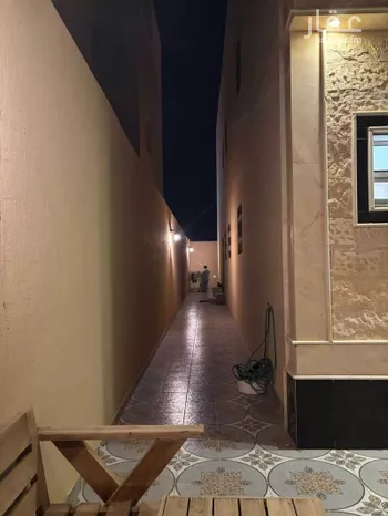 فيلا للبيع في شارع حلبان, حي ظهرة لبن, مدينة الرياض, منطقة الرياض صورة 3