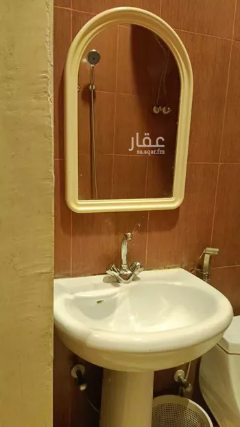 عمارة للإيجار في شارع ابو عبيدة عامر بن الجراح, حي المنار, مدينة الدمام, المنطقة الشرقية صورة 5