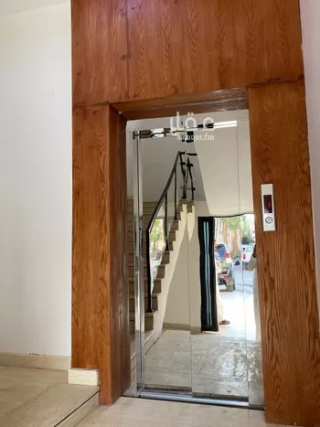 دور للبيع في شارع الشيباني, حي قرطبة, مدينة الرياض, منطقة الرياض صورة 2