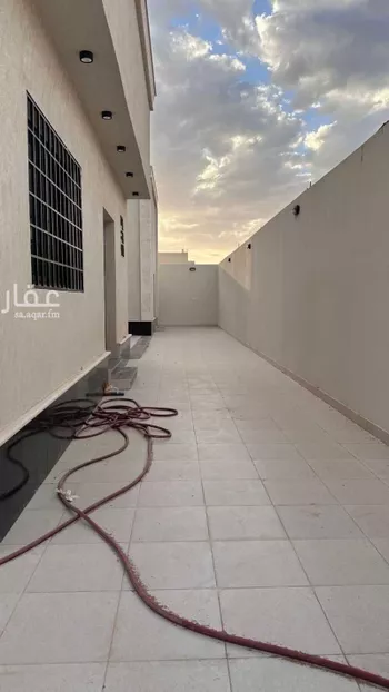 فيلا للبيع في شارع 4062803, حي المدائن, مدينة حائل, منطقة حائل صورة 3