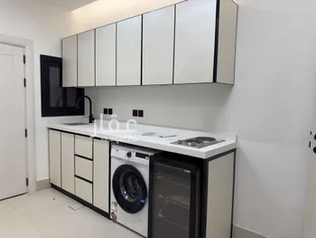 شقة للإيجار في شارع ابي الكرم, حي الضباط, مدينة الرياض, منطقة الرياض صورة 2