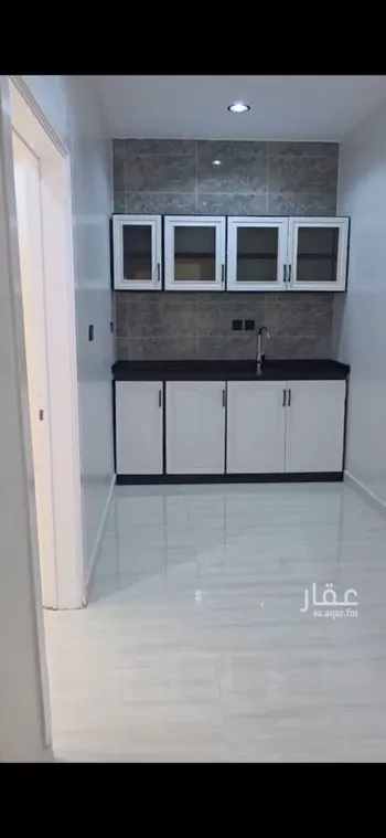 شقة للإيجار في شارع أبي دلف الخزرجي, حي النزهة, مدينة الرياض, منطقة الرياض