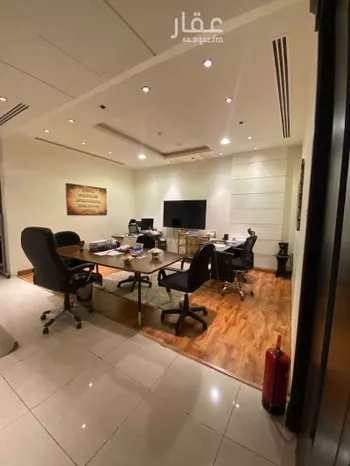 عمارة للإيجار في شارع طريق الملك فهد الفرعي, حي الملقا, مدينة الرياض, منطقة الرياض صورة 4