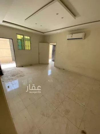 دور للبيع في شارع ابن الناظر, حي العزيزية, مدينة الرياض, منطقة الرياض صورة 4