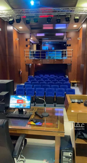 عمارة للبيع في شارع طريق الملك فيصل , حي ضمك, مدينة خميس مشيط, منطقة عسير صورة 3