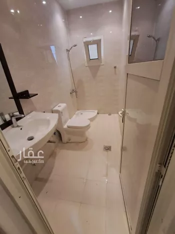 شقة للإيجار في شارع عبدالله الدينوري, حي الملك فيصل, مدينة الرياض, منطقة الرياض صورة 4