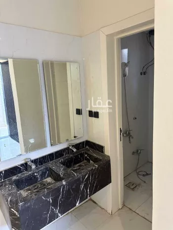 فيلا للبيع في شارع أبي الفتح الغزنوي, حي بدر, مدينة الرياض, منطقة الرياض صورة 4