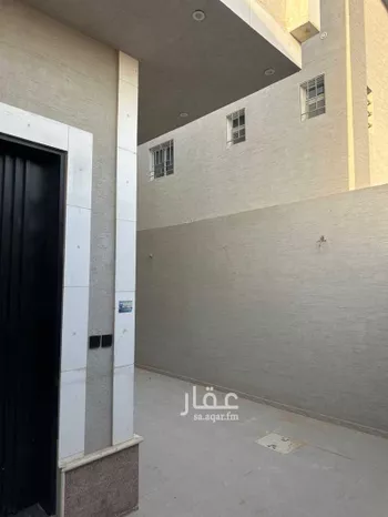 فيلا للبيع في شارع أبي الفتح الغزنوي, حي بدر, مدينة الرياض, منطقة الرياض صورة 2