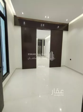 دور للبيع في شارع خريص, حي الجنادرية, مدينة الرياض, منطقة الرياض صورة 3