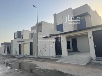 فيلا للبيع في شارع أحمد بناني, حي الورود, مدينة الخرج, منطقة الرياض