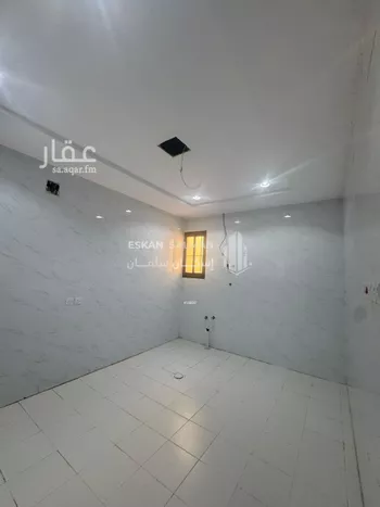 فيلا للبيع في شارع محمد بن إسحاق المدني, حي بدر, مدينة الرياض, منطقة الرياض صورة 3