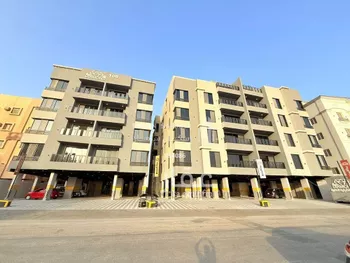 شقة للبيع في شارع مدائن صالح, حي الحمراء, مدينة الخبر, المنطقة الشرقية
