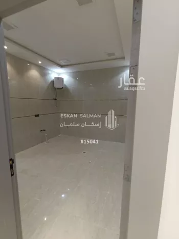 شقة للبيع في شارع عبدالله السديس, حي بدر, مدينة الرياض, منطقة الرياض صورة 3