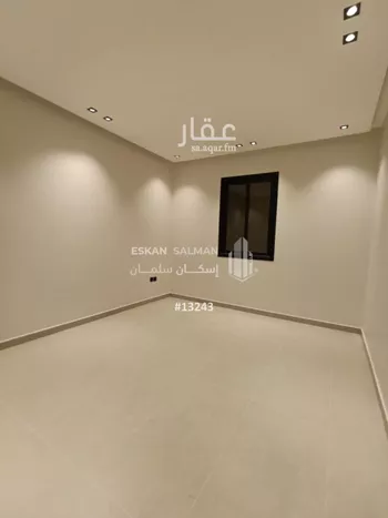 دور للبيع في شارع أحمد بن محمد العيالي, حي عكاظ, مدينة الرياض, منطقة الرياض صورة 5