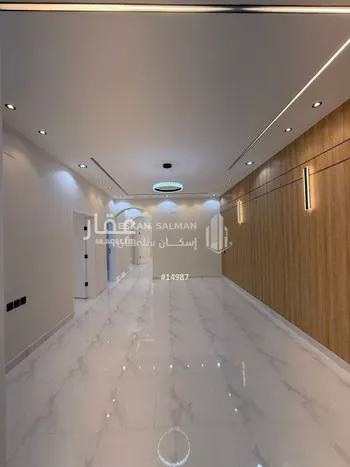 شقة للبيع في شارع مصعب بن عمير, حي الحيلة الغربي, مدينة محائل, منطقة عسير صورة 2