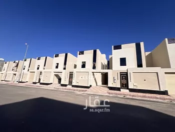 فيلا للبيع في شارع اياس ابن قتادة, حي الاناهي, مدينة المدينه المنوره, منطقة المدينة المنورة صورة 2