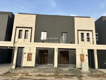 فيلا للبيع في شارع عبدالجليل بن عبدالله, حي طويق, مدينة الرياض, منطقة الرياض