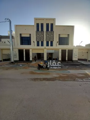 دور للبيع في شارع صلاح الدين , حي الراشدية, مدينة المزاحميه, منطقة الرياض صورة 4