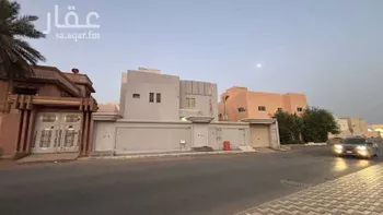 عمارة للبيع في شارع طريق المملك عبدالله, حي المطار القديم, مدينة بريده, منطقة القصيم صورة 2