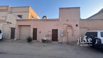 فيلا للبيع في شارع عبدالملك ابن عباس, حي الرفيعة, مدينة بريده, منطقة القصيم