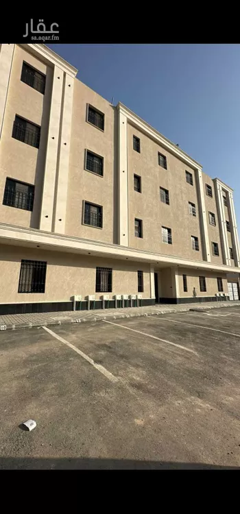 فيلا للبيع في شارع أحمد بن الحسن الأنصاري, حي المهدية, مدينة الرياض, منطقة الرياض