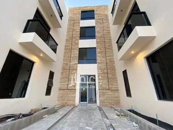 شقة للبيع في شارع سيف الدين الخطيب, حي المهدية, مدينة الرياض, منطقة الرياض صورة 5