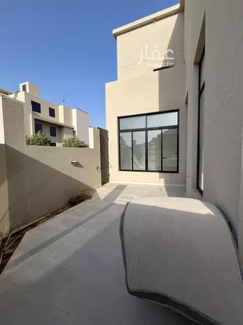 فيلا للبيع في شارع علي بن رشيد, حي المهدية, مدينة الرياض, منطقة الرياض صورة 2