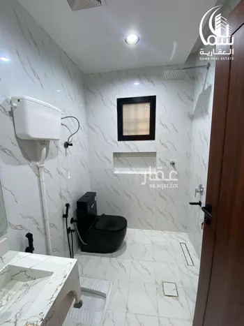 شقة للبيع في شارع غضيف ابن زنيم, حي المحمدية 2, مدينة جازان, منطقة جازان صورة 2