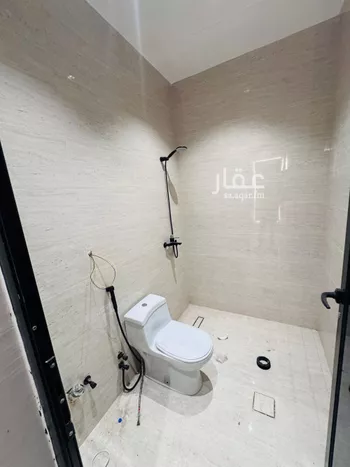 شقة للبيع في شارع العز بن عبدالسلام, حي السويس 1, مدينة جازان, منطقة جازان صورة 5
