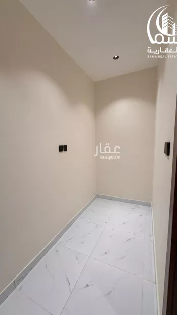 شقة للبيع في شارع شارع الاوزاعي, حي الشاطئ, مدينة جازان, منطقة جازان صورة 5