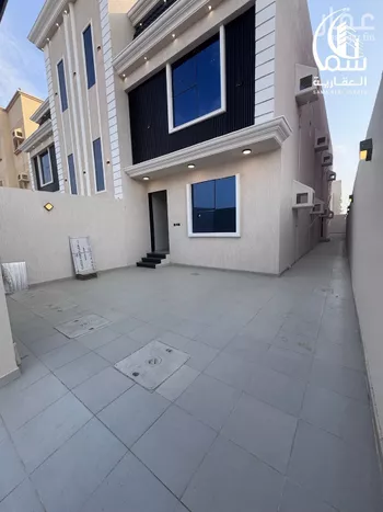 شقة للبيع في شارع سلمه بن عياض, حي الرحاب 1, مدينة جازان, منطقة جازان صورة 3