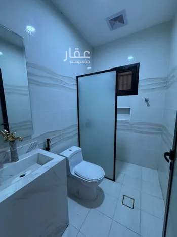 شقة للبيع في شارع شارع أبو بكر الصديق, حي الرحاب 1, مدينة جازان, منطقة جازان صورة 3