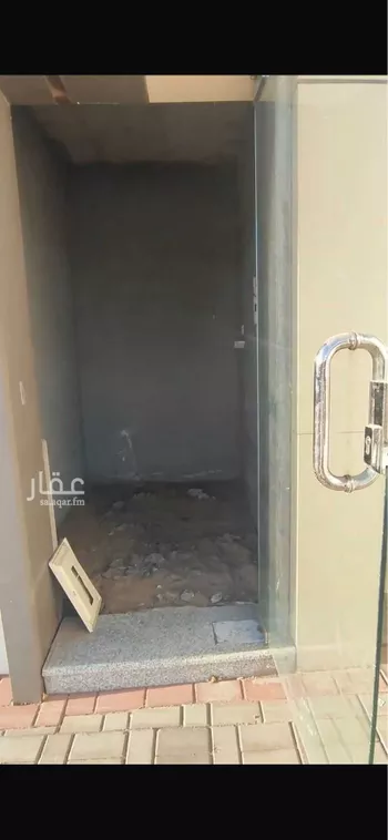 محل للإيجار في شارع علي بن المختار العامري, حي الدفاع, مدينة المدينه المنوره, منطقة المدينة المنورة صورة 3