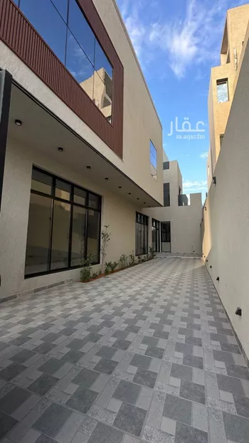 فيلا للبيع في شارع عبدالله باقشير, حي المهدية, مدينة الرياض, منطقة الرياض صورة 2