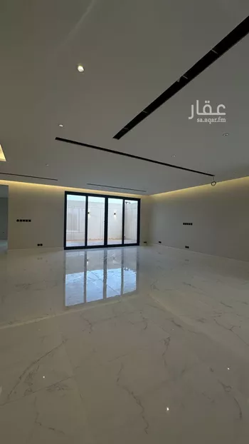 فيلا للبيع في شارع محمد بن عيسى العدني, حي المهدية, مدينة الرياض, منطقة الرياض صورة 4